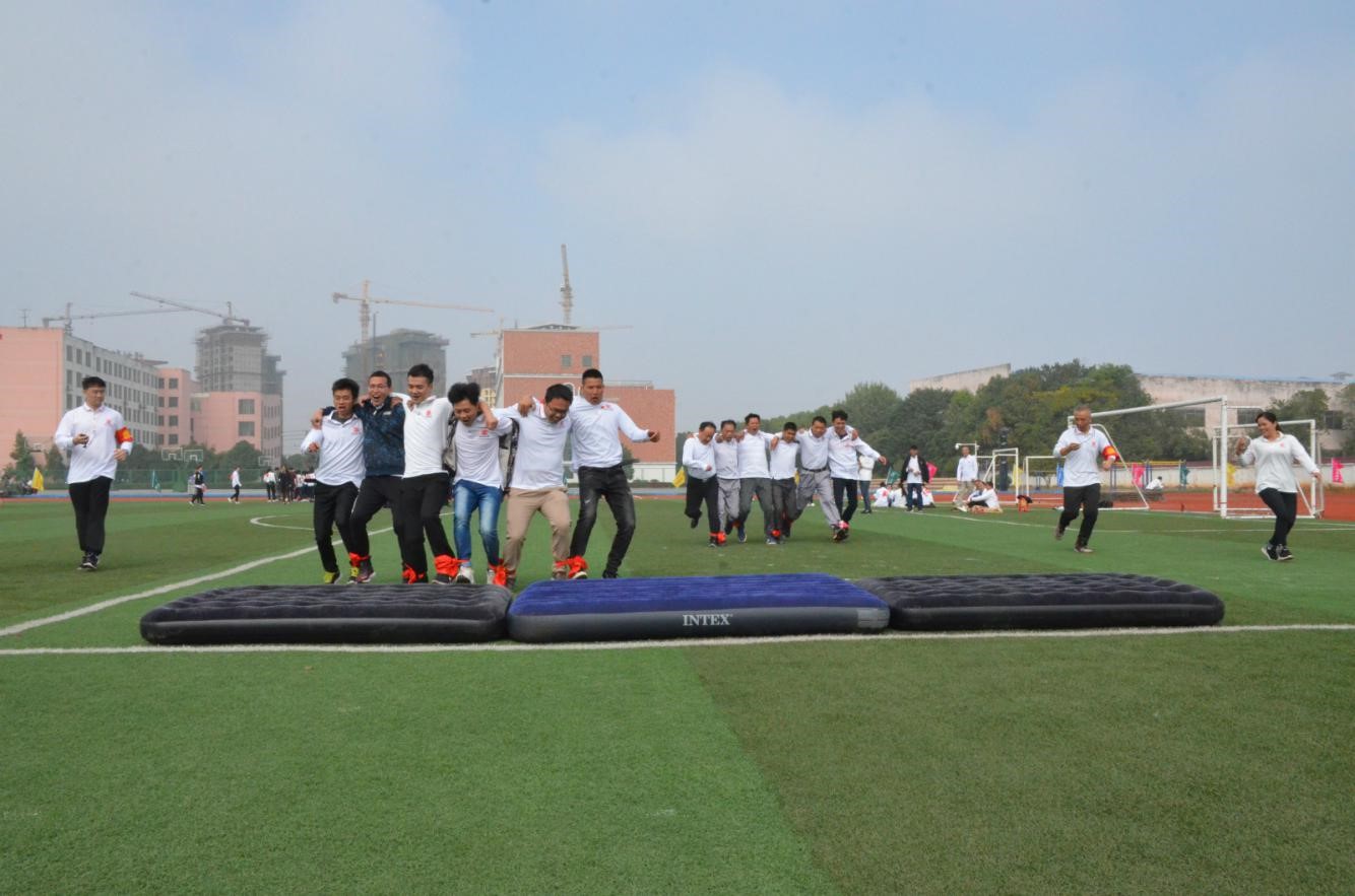 1572914044440052743.jpg -.jpg